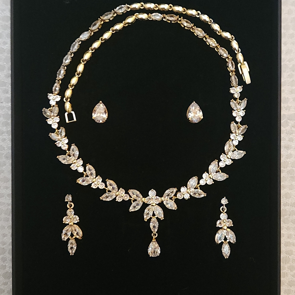 Gold And Pear Shaped Crystal Necklace And 2 Sets Matching Earrings